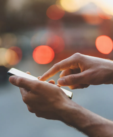 Facebook ve Instagram, İngiltere'de reklamsız abonelik sunacak