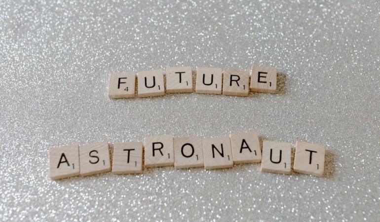 Hakan-Altun-Kimdir-Unlu-Sarkicinin-Hayati-ve-Kariyer-Yolculugu-featured