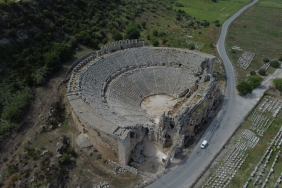 Turk-Tiyatrosunun-Duayeni-Haldun-Dormen-Sonsuzluga-Ugurlandi-featured