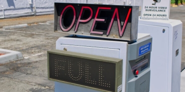 Pinar-Deniz8217in-Bolum-Basi-Ucreti-Dudak-Ucuklatti-Tam-700-Bin-TL-featured