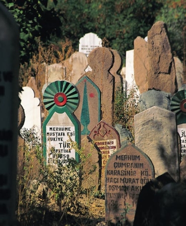 Inci-Turkay8217in-8220Liste8221si-Istanbul-Sahnesinde-Ayakta-Alkislandi-featured