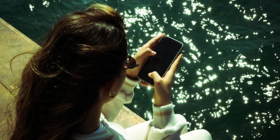 Gunluk-Hayatin-Mizahi-Yansimalari-Sosyal-Medya-ve-Paylasilan-Gercekler-featured