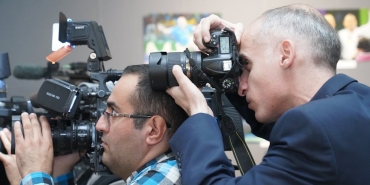 Usta-Fotografci-Ara-Guler-Sosyal-Medya-Tartismalarinin-Merkezinde-featured